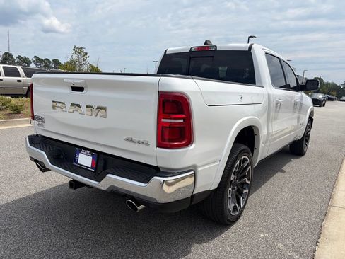 Used 2025 RAM 1500 Limited w/ Trailer Tow Group AWD/4WD image 19