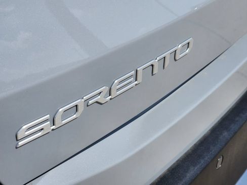 New 2026 Kia Sorento SX FWD image 8