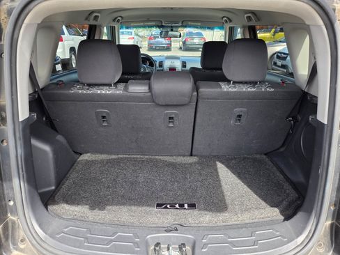 Used 2011 Kia Soul + w/ Audio Pkg FWD image 11