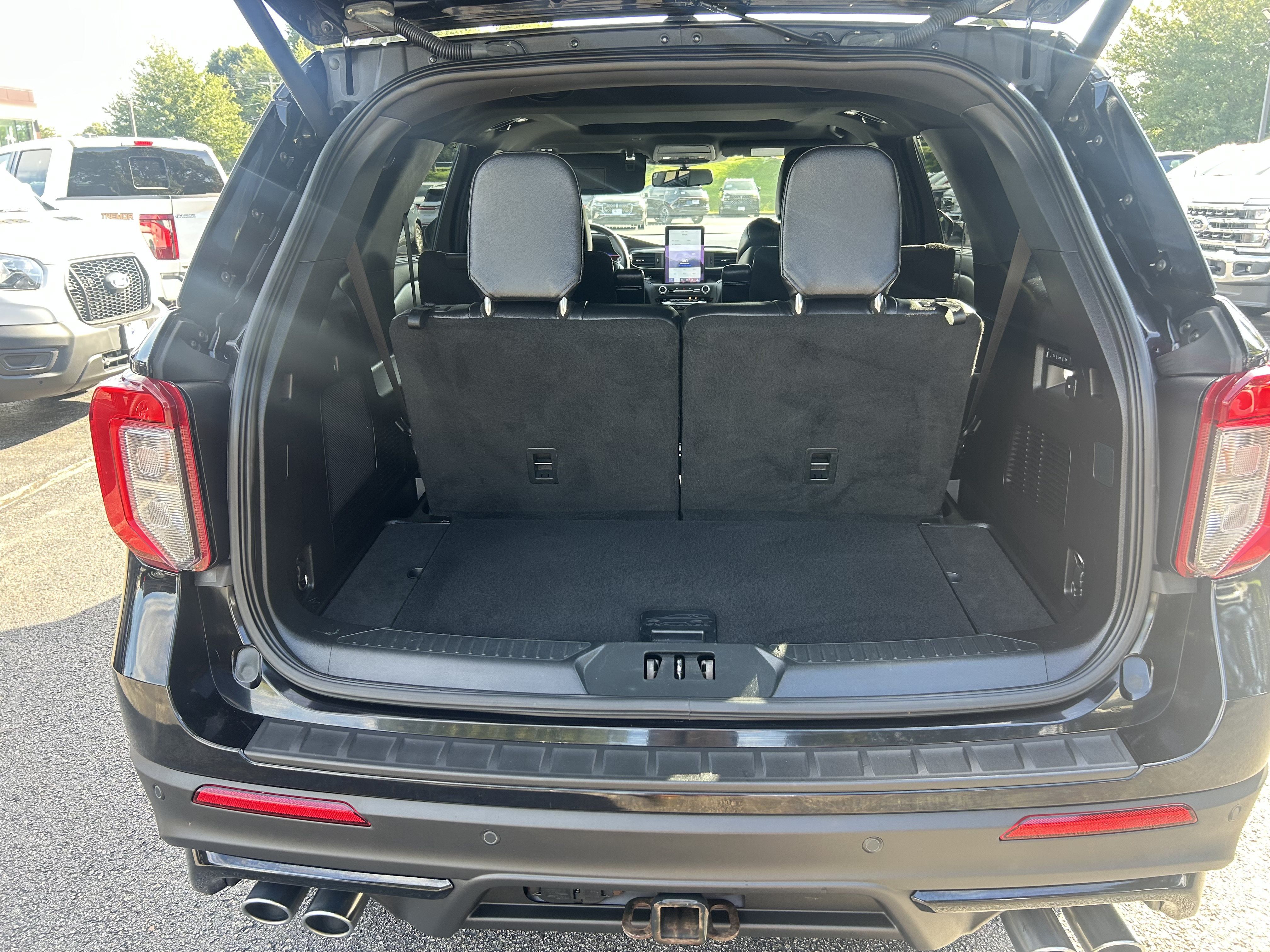 Used 2020 Ford Explorer ST w/ ST Street Pack AWD/4WD image 7