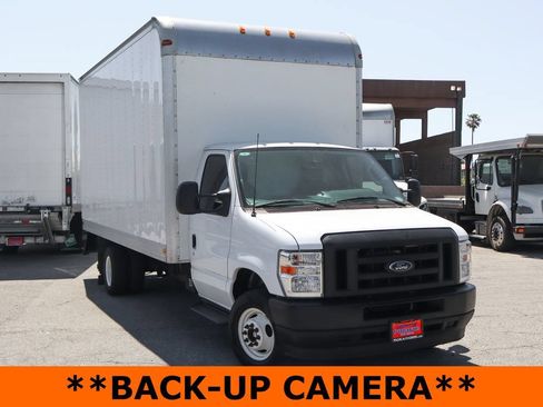 Used 2024 Ford E-450 and Econoline 450 Super Duty w/ Power Windows & Locks Group RWD image 2