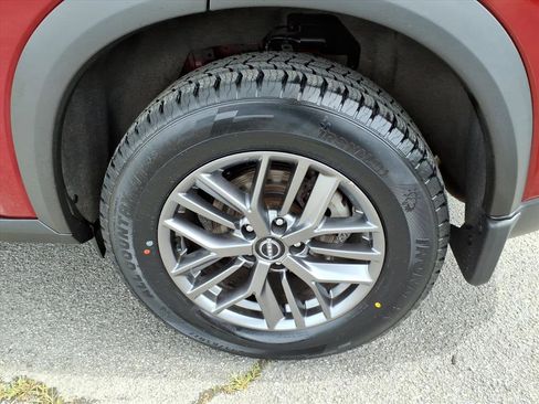 Used 2023 Nissan Rogue S AWD/4WD image 4