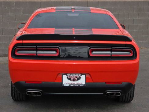 Used 2022 Dodge Challenger SXT w/ Blacktop Package image 8
