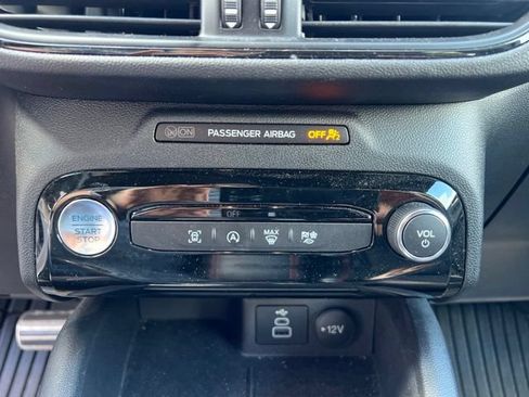 Used 2024 Ford Escape ST-Line w/ Tech Pack #1 AWD/4WD image 27