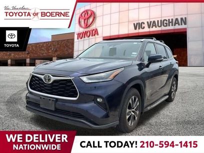 Used 2021 Toyota Highlander XLE