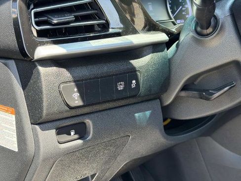 Used 2021 Kia Niro LX FWD image 22