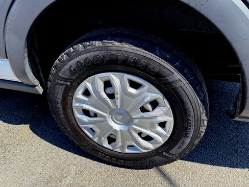 Used 2015 Ford Transit 150 148 Medium Roof image 28