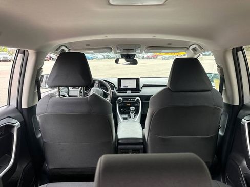Certified 2024 Toyota RAV4 LE AWD/4WD image 15