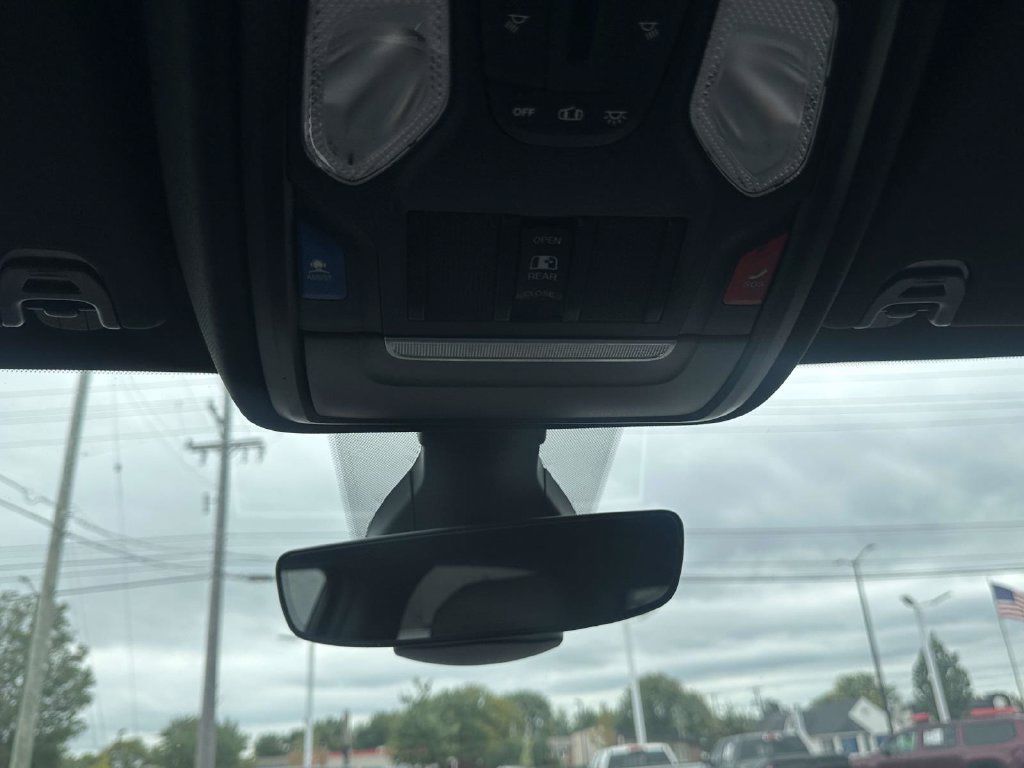 Used 2024 RAM 1500 Big Horn AWD/4WD image 29