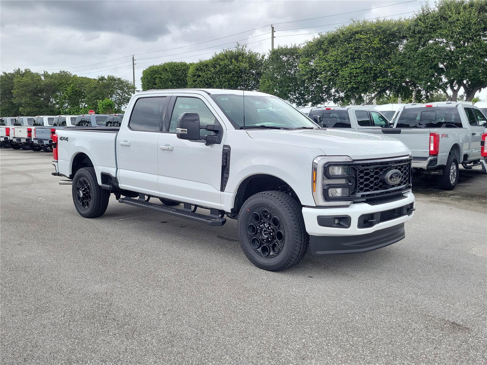 New 2026 Ford F250 Lariat w/ Black Appearance Package AWD/4WD image 31