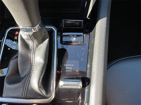 Used 2024 Jeep Compass Limited image 22