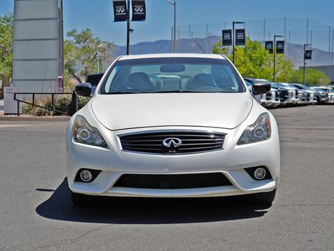 Used 2015 INFINITI Q60 Sport Limited RWD image 3