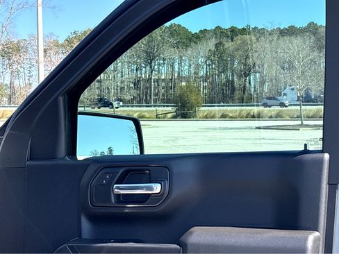 Used 2026 Chevrolet Silverado 1500 Custom image 15