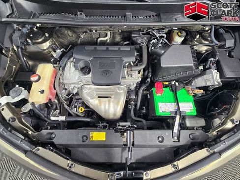 Used 2014 Toyota RAV4 LE FWD image 12