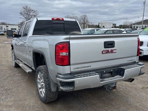 Used 2018 GMC Sierra 2500 Denali image 6