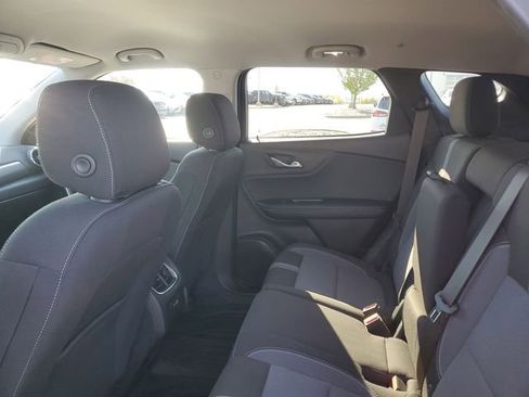 Certified 2024 Chevrolet Blazer LT w/ Convenience Package FWD image 9