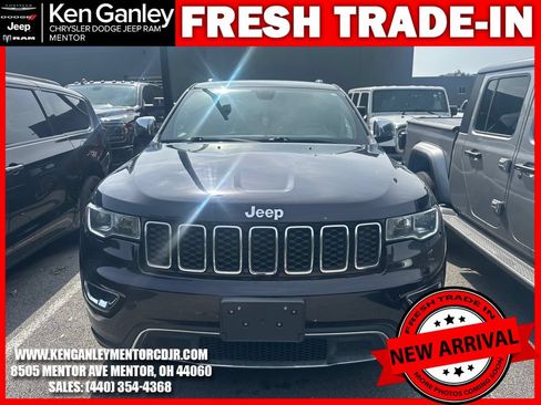 Used 2019 Jeep Grand Cherokee Limited AWD/4WD image 2