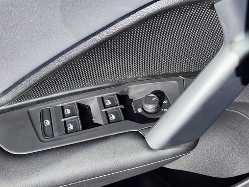 New 2026 Volkswagen Tiguan SE R-Line AWD/4WD image 25