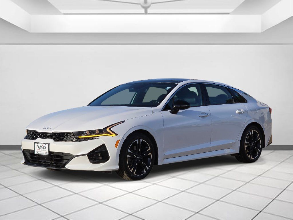 Used 2022 Kia K5 GT-Line w/ GT-Line Awd Premium Package image 3