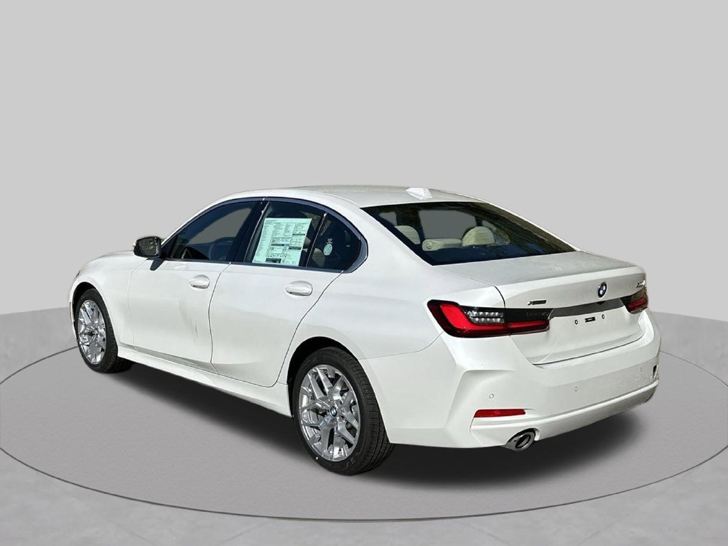 Used 2026 BMW 330i xDrive Sedan w/ Premium Package AWD/4WD image 7