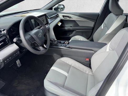 New 2026 Toyota Camry SE image 11