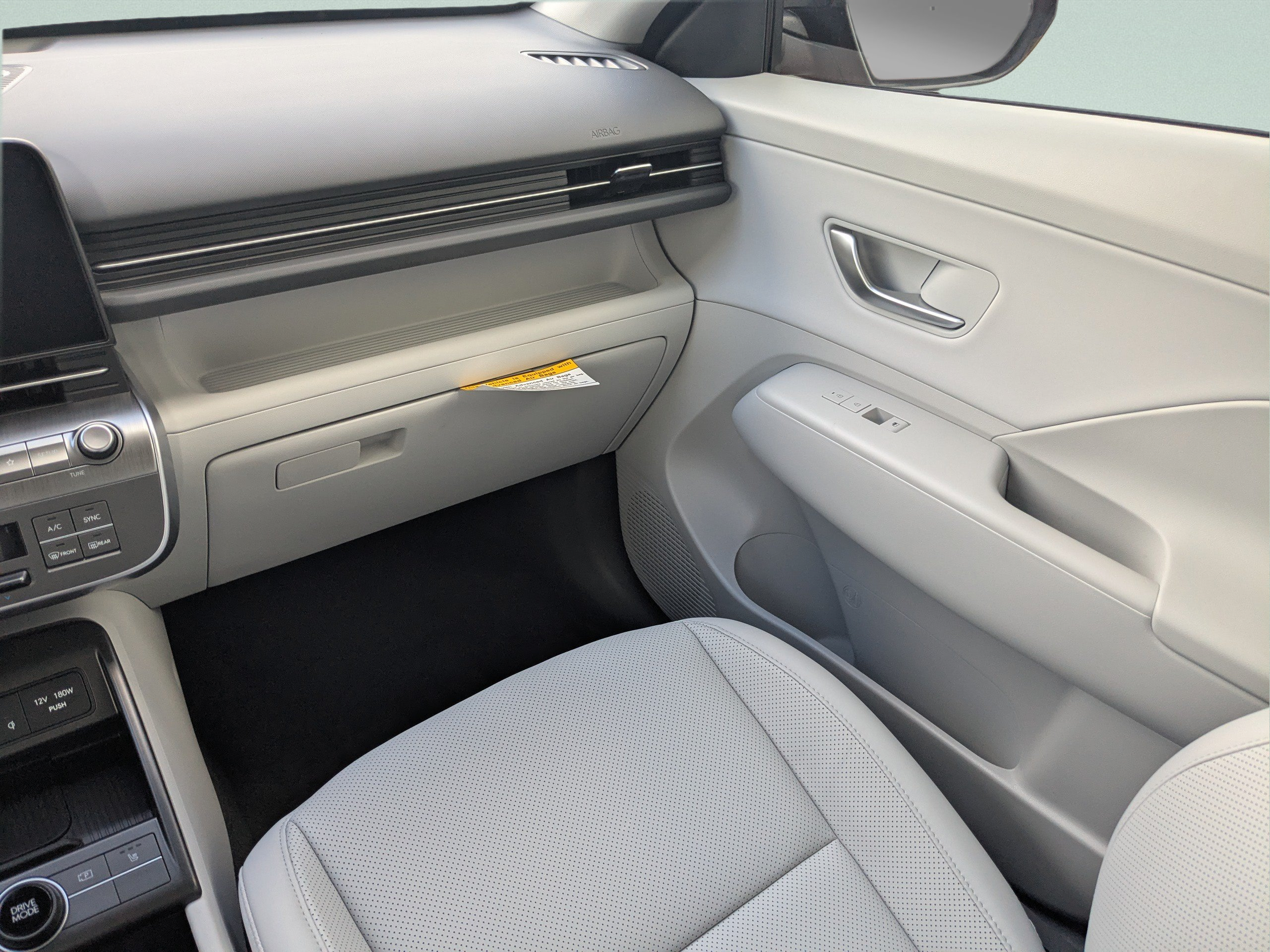 New 2026 Hyundai Kona SEL Premium FWD image 15
