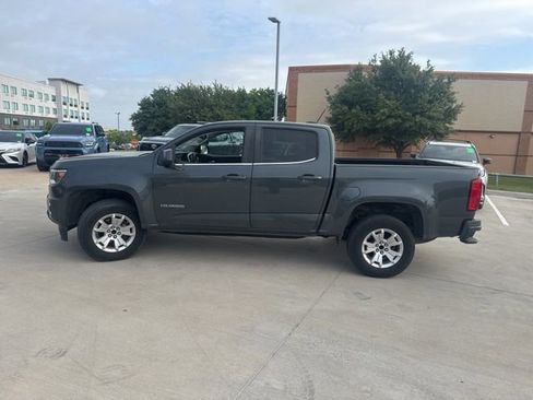 Used 2017 Chevrolet Colorado LT w/ LT Convenience Package image 6