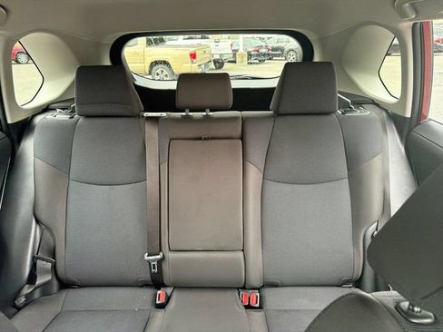 Used 2025 Toyota RAV4 LE AWD/4WD image 34