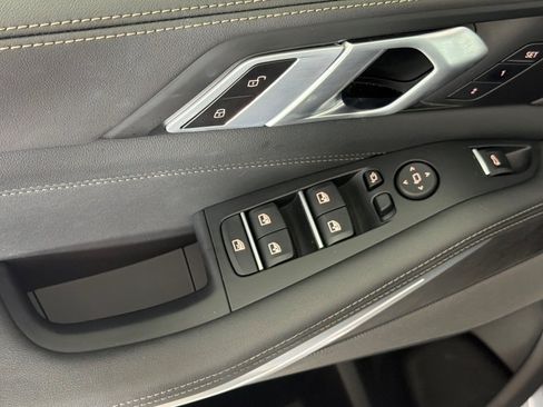 Certified 2025 BMW X5 sDrive40i w/ M Sport Package RWD image 13