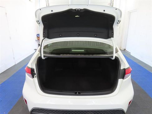 Used 2020 Toyota Corolla SE FWD image 12