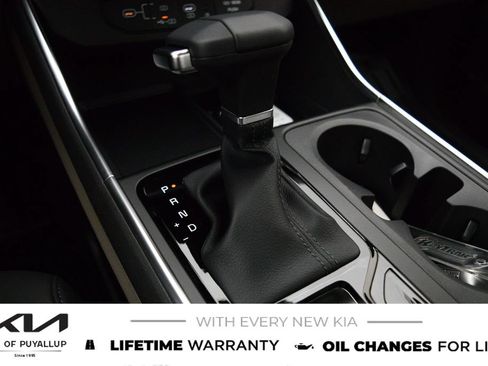 New 2027 Kia Carnival SX FWD image 24