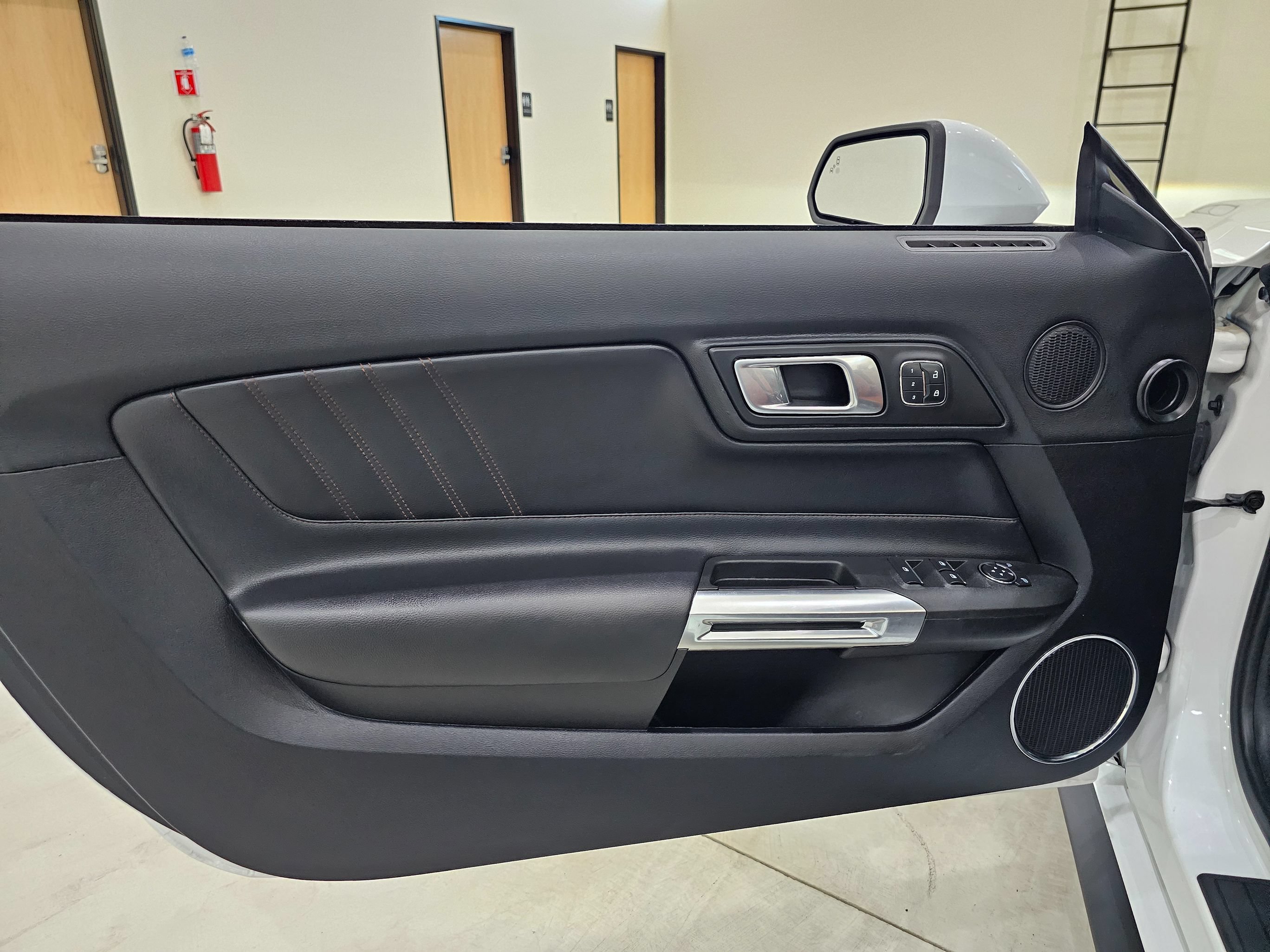 Used 2018 Ford Mustang GT Premium w/ Safe & Smart Package RWD image 20