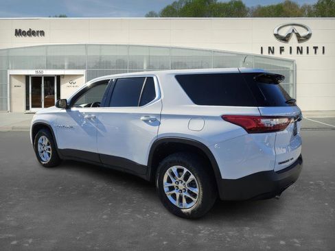 Used 2020 Chevrolet Traverse LS w/ LPO, Blackout Package image 5