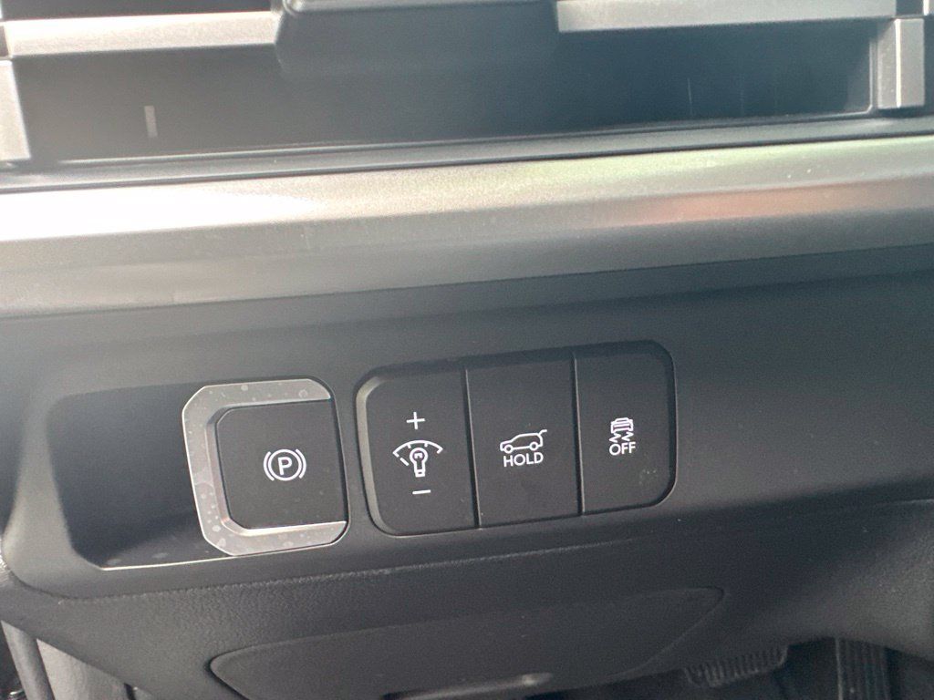 Used 2026 Hyundai Santa Fe SEL AWD/4WD image 10