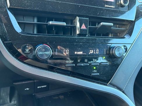 Used 2023 Toyota Camry SE image 26