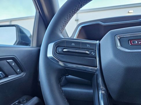 New 2026 GMC Canyon Elevation w/ Convenience Package image 12