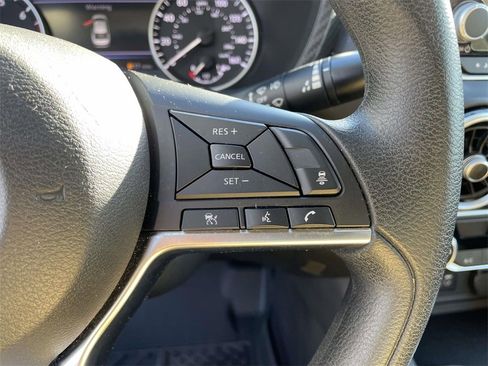 Used 2024 Nissan Sentra SV image 19