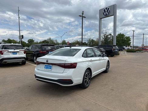 New 2026 Volkswagen Jetta Sport FWD image 5
