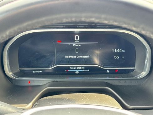 Used 2023 GMC Yukon SLT image 31