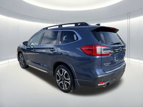 Used 2024 Subaru Ascent Limited w/ Technology Package AWD/4WD image 3