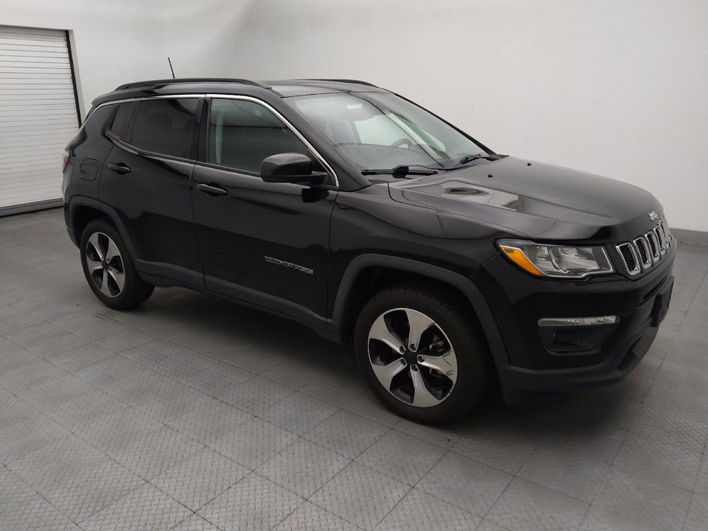 Used 2018 Jeep Compass Latitude w/ Popular Equipment Group AWD/4WD image 11