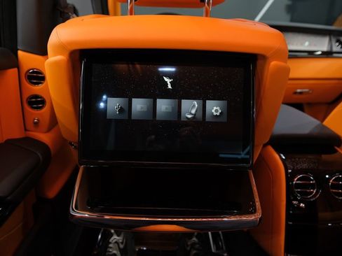 Used 2025 Rolls-Royce Phantom Sedan image 68