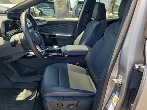 Used 2023 Volkswagen ID.4 Pro S Plus RWD image 19