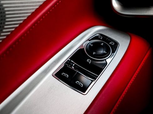 Used 2024 Chevrolet Corvette Z06 RWD image 15