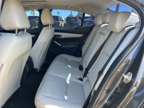 Used 2021 MAZDA MAZDA3 2.5 Turbo Sedan w/Premium Plus image 10