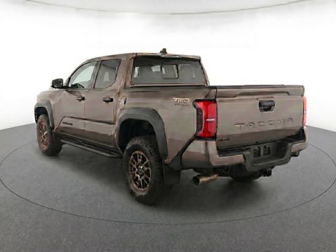 Used 2024 Toyota Tacoma TRD Off-Road AWD/4WD image 3