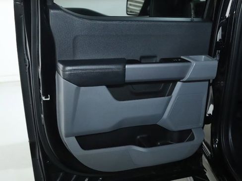 Used 2021 Ford F150 XLT image 23