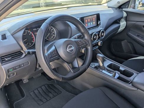 Used 2025 Nissan Sentra S image 30