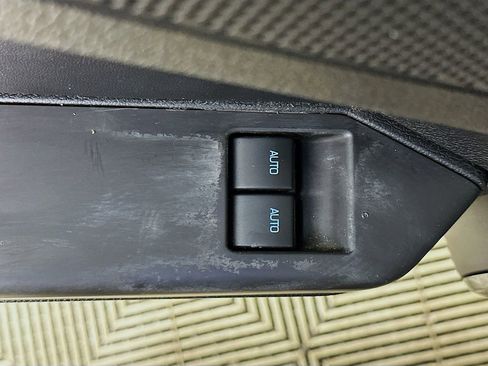 Used 2012 Ford Mustang GT Premium w/ GT Coupe Accessory Pkg 5 image 19