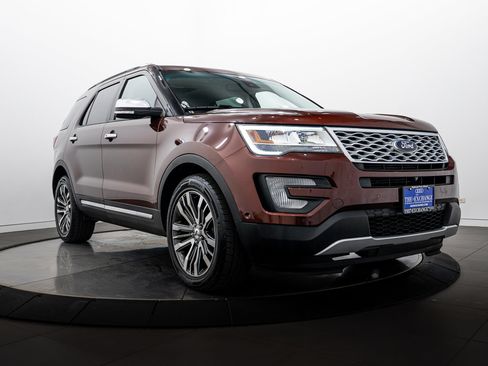 Used 2016 Ford Explorer Platinum AWD/4WD image 1